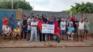 solidariedade trab em greve Souza
